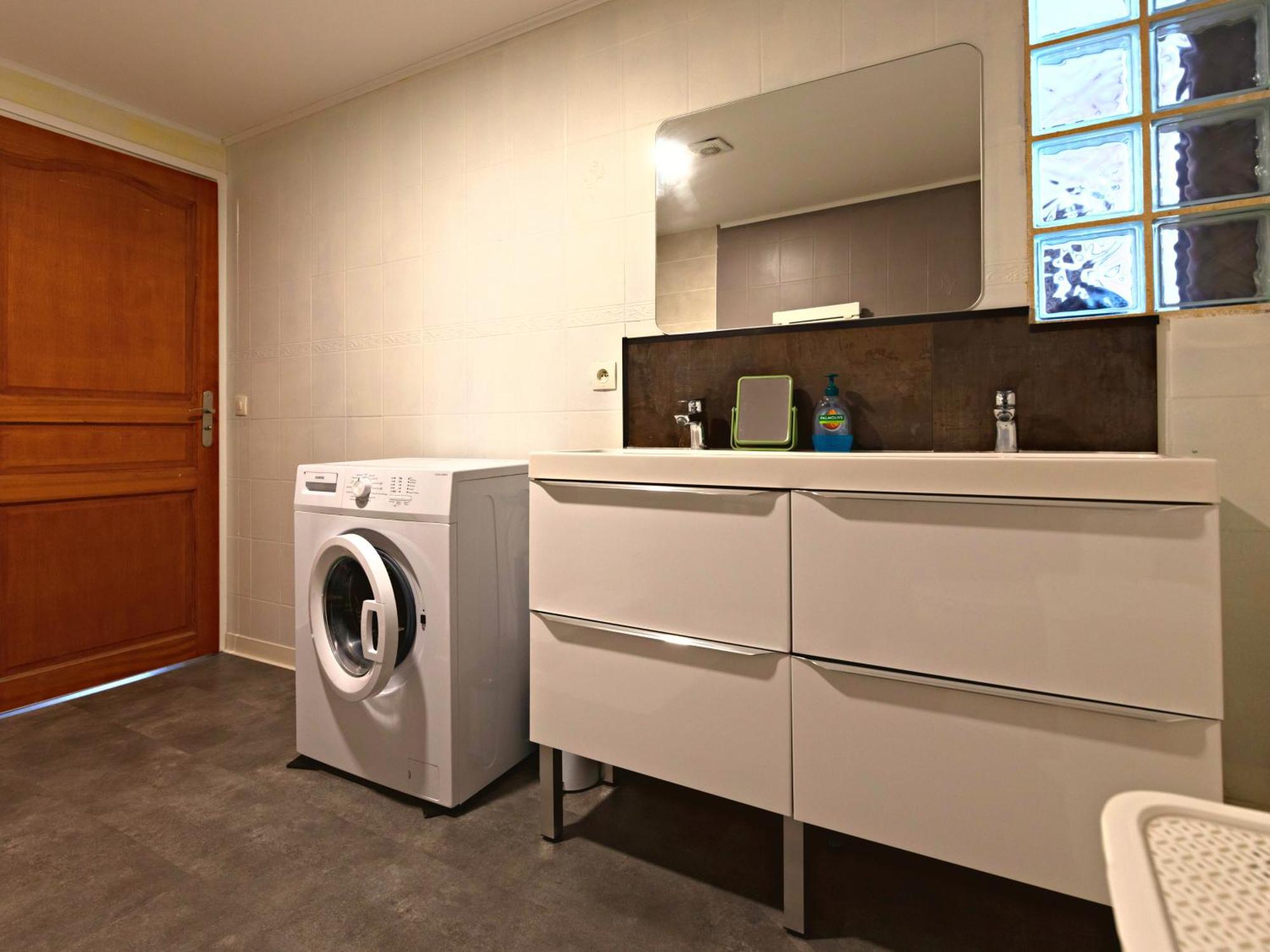Le Concorde-Wifi-Clim-Parking-3Etoiles-Ockeys Apartment Bram Exterior photo